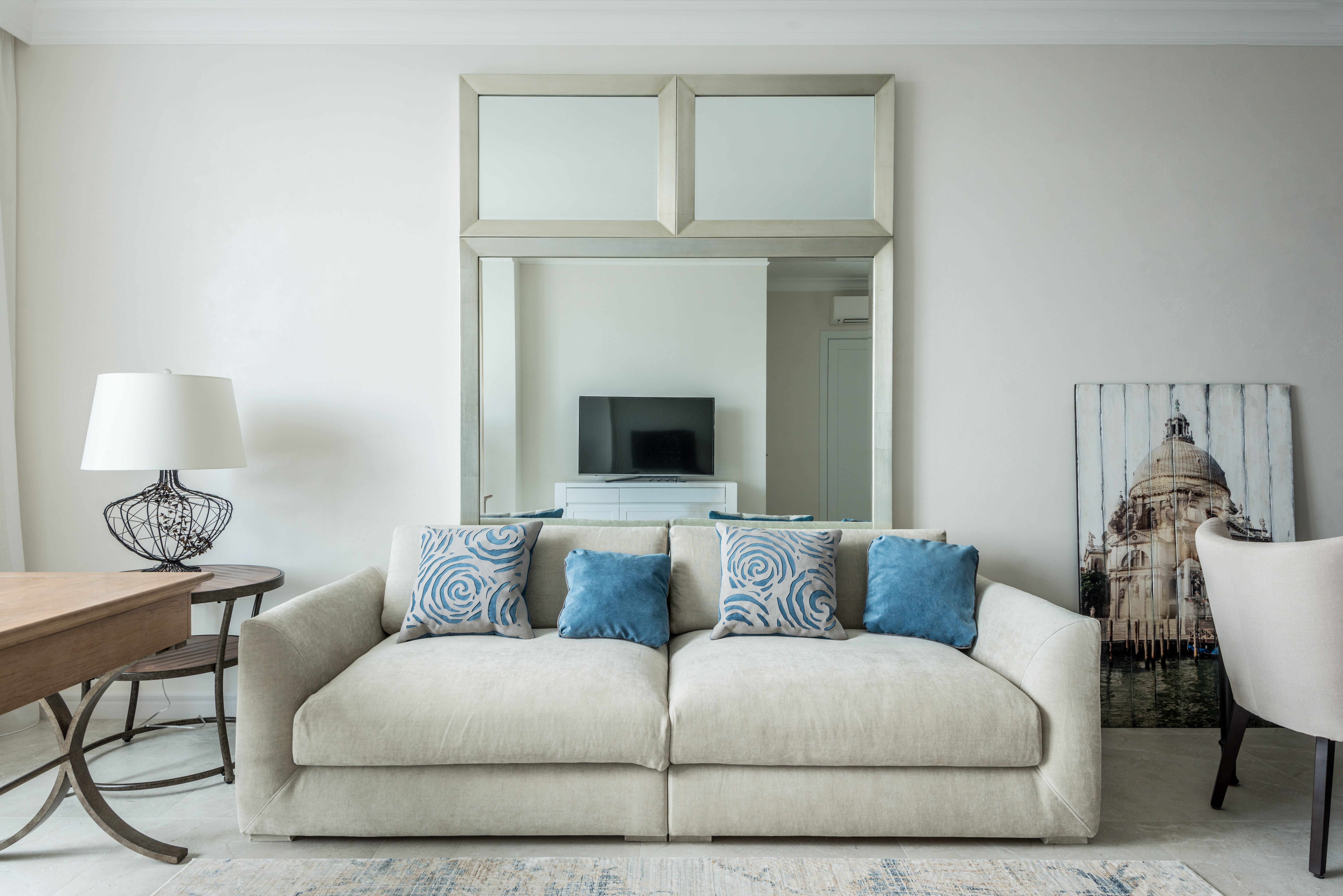 Achieve 5-Star Ratings with Dos-Pro Airbnb Cleaning in Mississauga